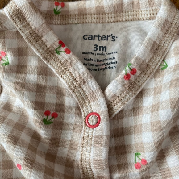3 month onesie sleeper Carter’s - Picture 4 of 4